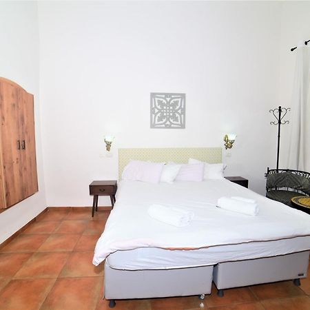Villa Alliance Tiberias Exterior photo
